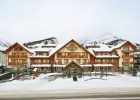 Spruce Grove Inn, Banff Ski Chalet